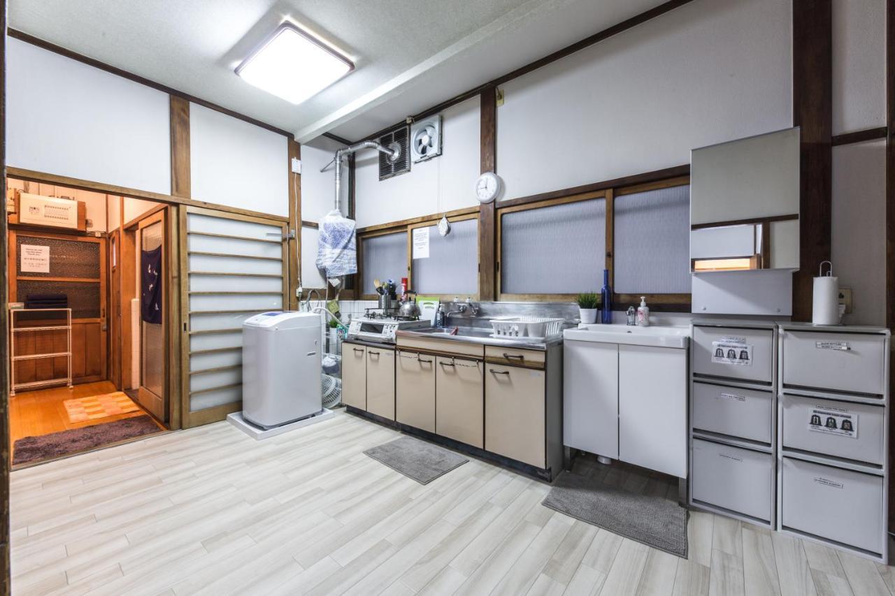 Samurai House - Large Family House, West Shinjuku طوكيو المظهر الخارجي الصورة